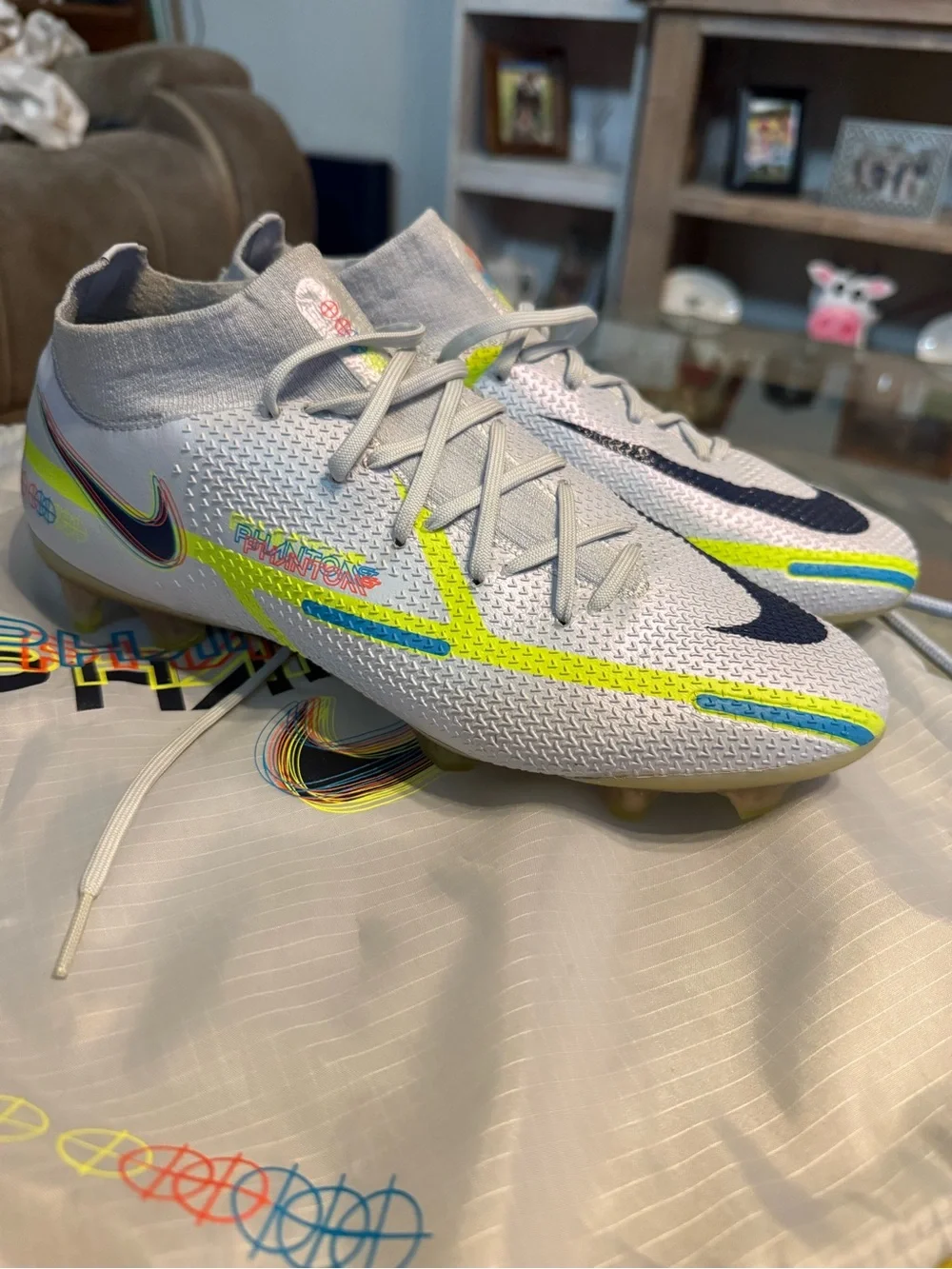 Nike Phantom GT2 Elite DF FG Soccer Cleats